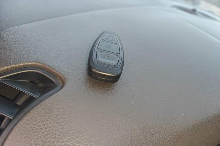 Used Ford Mondeo 2011 2.0L GTDi 200 Luxury Edition