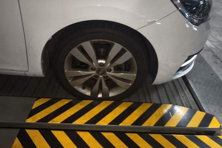 Used Chery Arrizo 5 2016 1.5L CVT Trendsetting Edition
