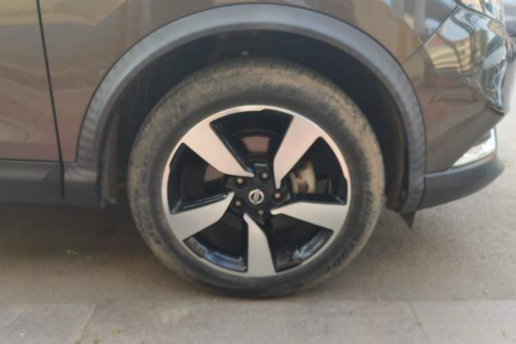 Used Nissan Qashqai 2017 2.0L CVT Smart Enjoyment Version China V Standard Right Front Wheel Hub