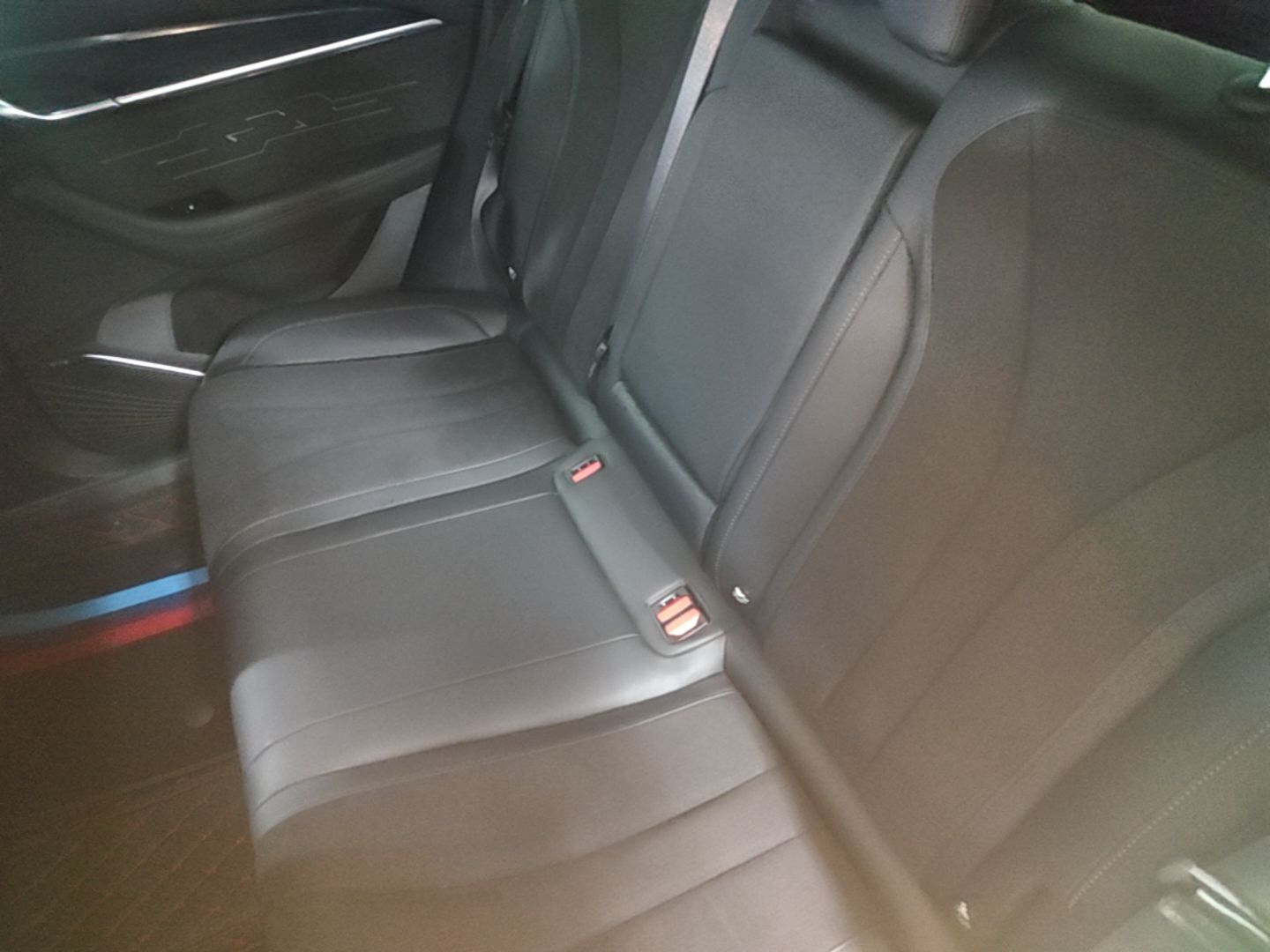 Geely Auto Monjaro L 2024 2.0TD High-Power Automatic Two-Wheel Drive Skyline Edition — снимка 20