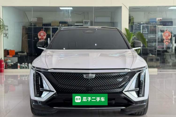 Used Cadillac LYRIQ 2022 Four-Wheel-Drive High-Performance Deluxe Edition Front