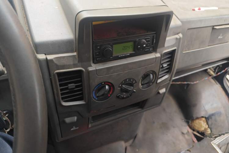 Used Iveco Daily 2014 2.5T-A35 NJ6485AC47Z4