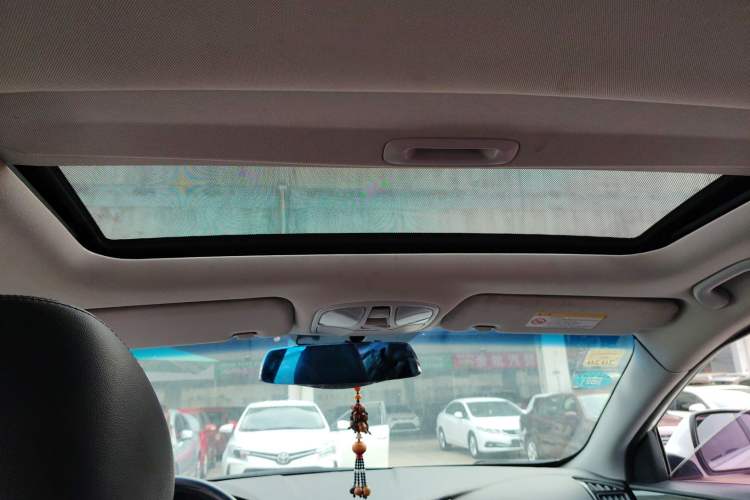 Used Hyundai Sonata 2015 Classic 2.0L Automatic Luxury Edition