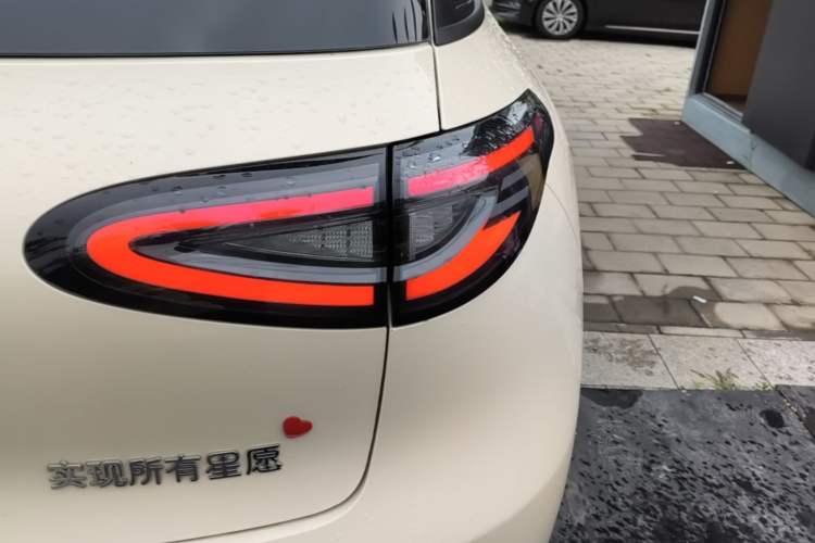 Used Geely Galaxy Geome 2025 310km Dream Edition Right Rear Taillight