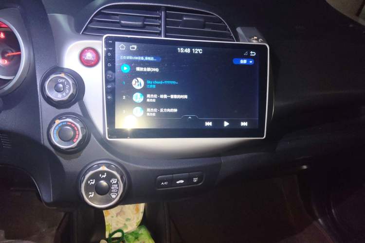 Used Honda Fit 2011 1.3L manual Comfort version Audio And AC Panel