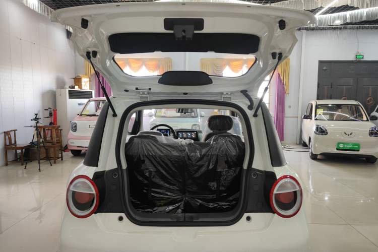 Used CHANGAN NEVO Lumin 2025 205 km Xiangqin Version
