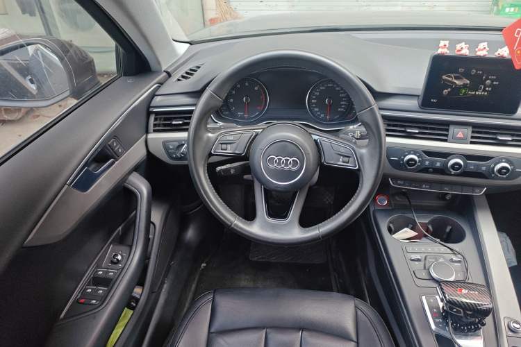 Used Audi A4L 2018 30th Anniversary Edition 40 TFSI Trendy Model