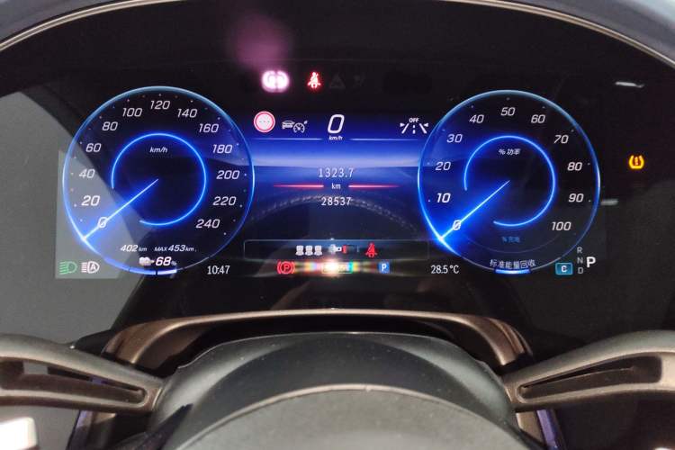 Used Mercedes-Benz EQS SUV 2023 450 4MATIC Pioneer Edition