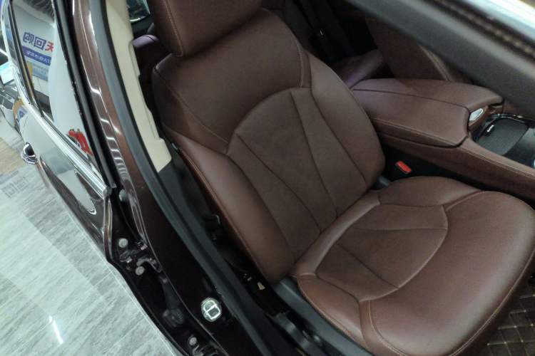 Used Buick Envision 2021 532T Two-Wheel-Drive Luxury Version