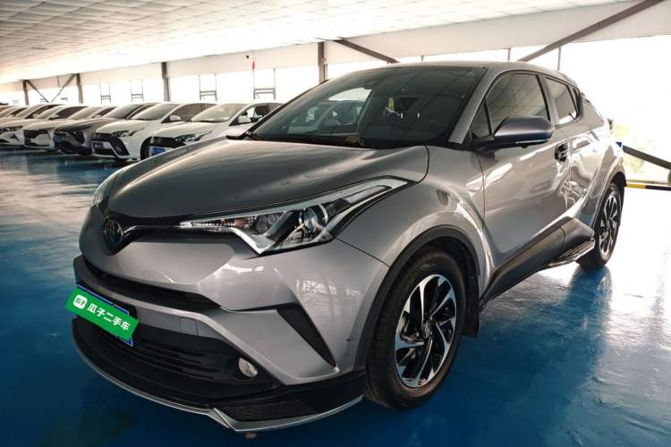Used Toyota IZOA 2018 2.0L Yichi Edition China V Standard