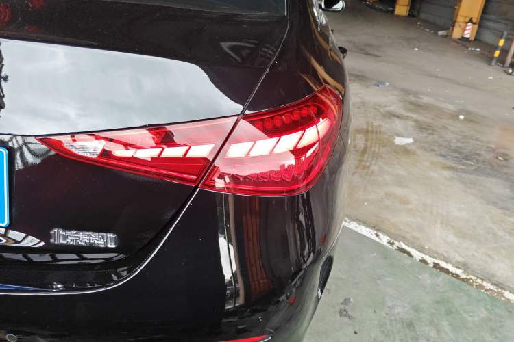 Used Mercedes-Benz C-Class 2023 C 260 L Sport Edition Exterior 3