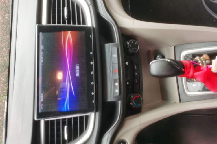 Used Buick GT 2017 15N Automatic Elite Version Audio And AC Panel