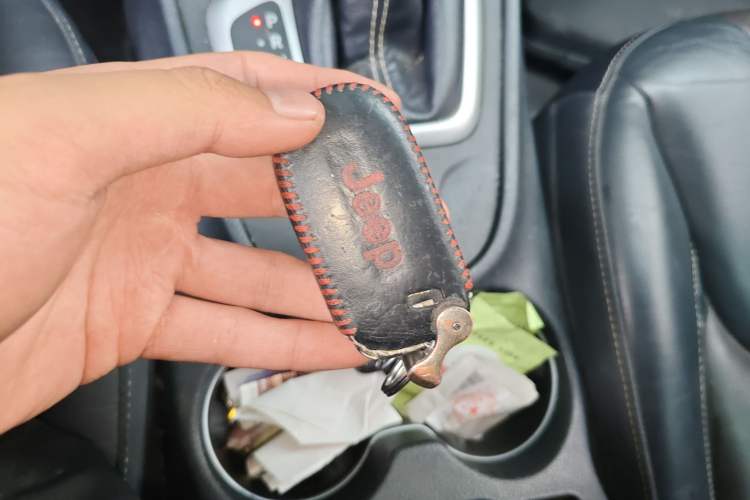 Used Jeep Cherokee 2016 2.4L Professional Smart Version