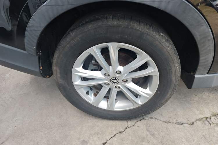 Used Dongfeng Fengon 580 2017 1.8L Manual Comfort Model Right Rear Wheel Hub
