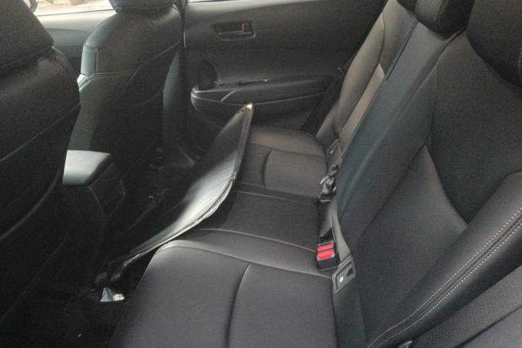 Used Toyota Corolla Cross 2024 2.0L Smart Electric Hybrid Dual-Engine Pioneer Edition