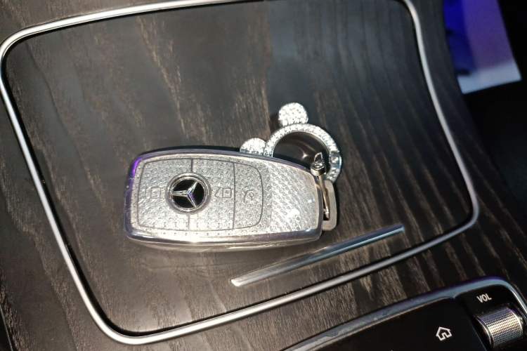 Used Mercedes-Benz E-Class 2020 Restyled E 300 L Sporty and Stylish Edition