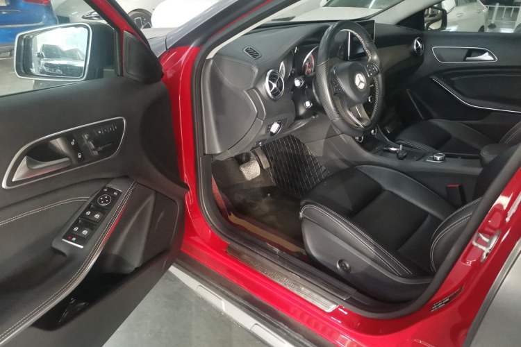 Used Mercedes-Benz GLA 2016 GLA 220 4MATIC Fashion Edition