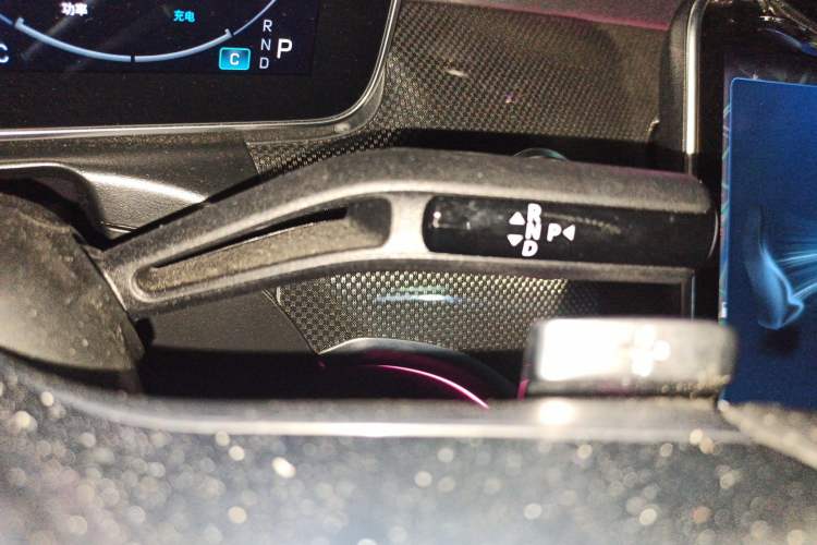 Used Mercedes-Benz C-Class 2023 Restyled C 260 L Sport Edition Gear Lever