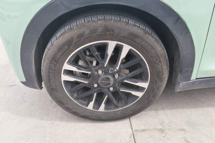 Used Chery Little Ant 2022 Restyled Version Sweet Pink Edition Low-Sugar Version Lithium Iron Phosphate Battery 30.7 kWh 30 kW 301 km Left Front Wheel Hub