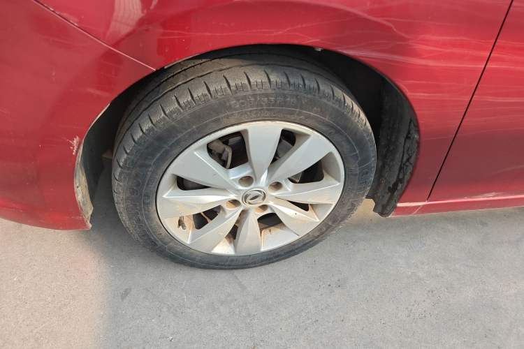 Used Dongfeng Aeolus L60 2015 1.8L Manual New Enjoyment Version