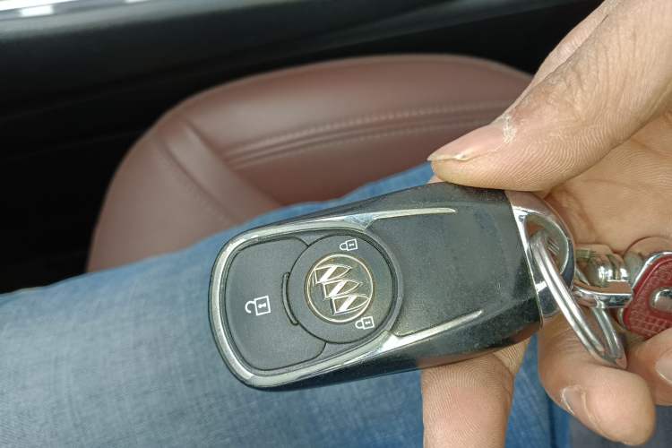 Used Buick GL6 2019 18T 6-Seater Connected Luxury Version China VI Standard
