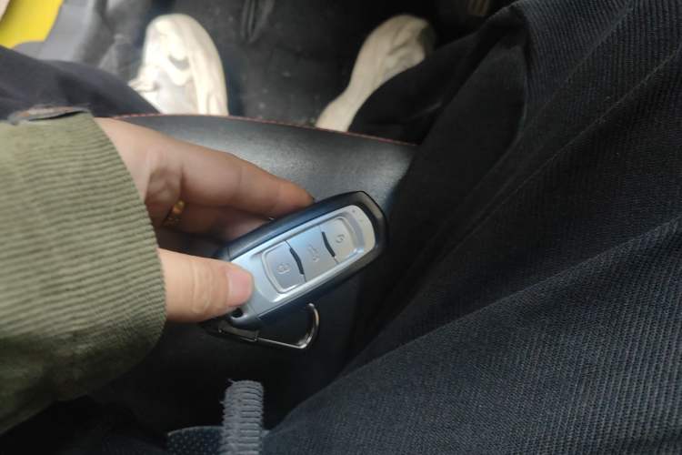 Used Geely Auto Emgrand 2014 Hatchback 1.5L Manual Elite Model
