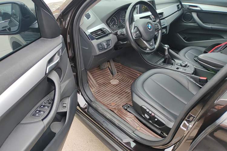 Used BMW X1 2016 sDrive18Li Premium Edition