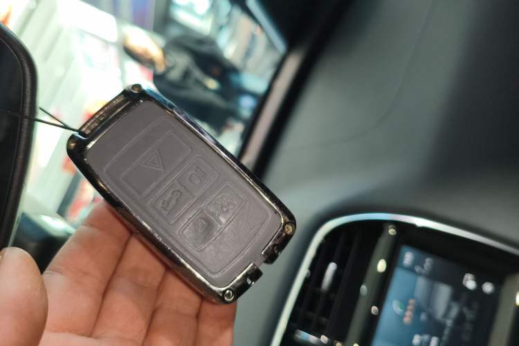 Used Jaguar XEL 2023 2.0T 250 PS R-DYNAMIC S Advanced Sport Edition
