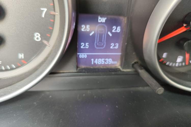 Used Haval H6 2015 Sport Edition 1.5T Manual Two-Wheel Drive Elite Model