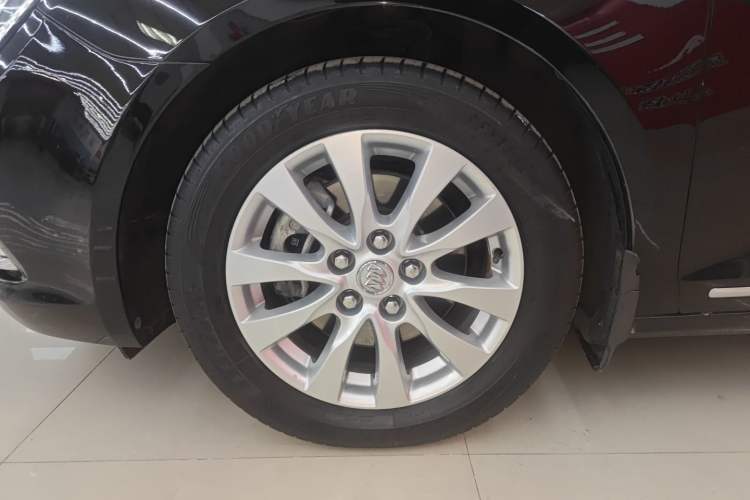 Used Buick LaCrosse 2013 2.4L SIDI Elite Comfort Version