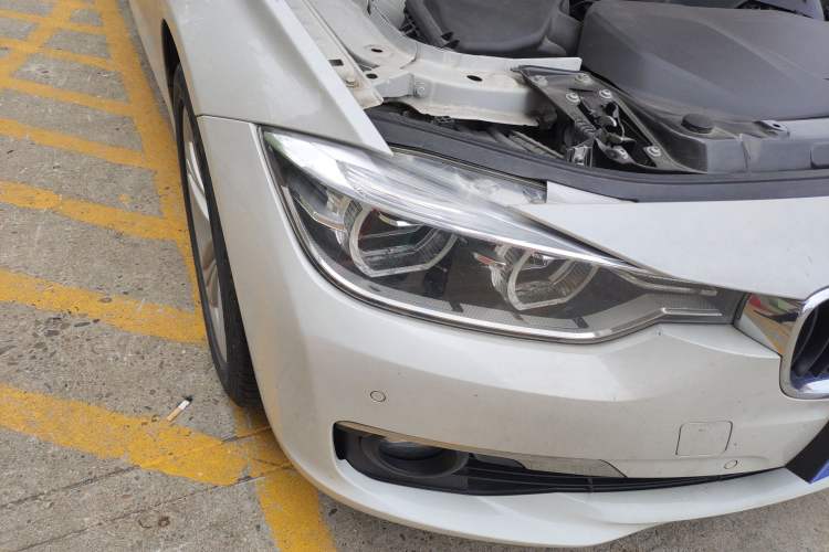 Used BMW 3 Series 2017 320Li Fashion Model
