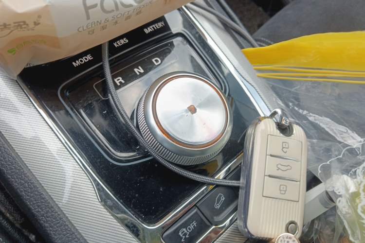 Used Roewe RX5 New Energy 2017 ERX5 EV400 Electric Internet Supreme Edition