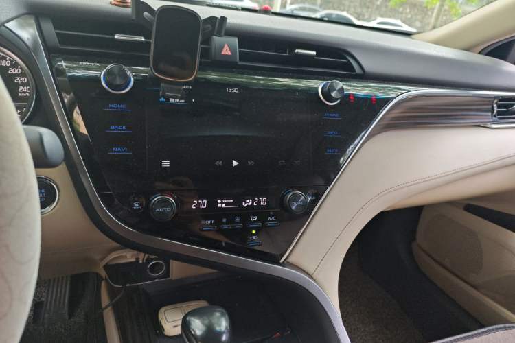 Used Toyota Camry 2019 2.0G Luxury Edition China VI Standard