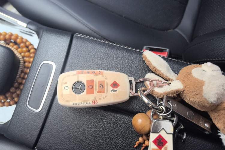 Used Mercedes-Benz GLB 2023 GLB 200 Fashion Model Vehicle Key