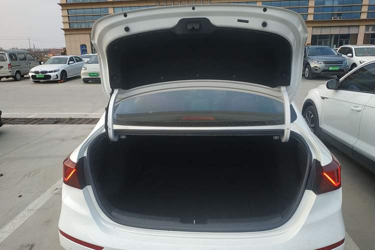 Used Kia K3 2021 Revised 1.5L CVT Fashion Edition
