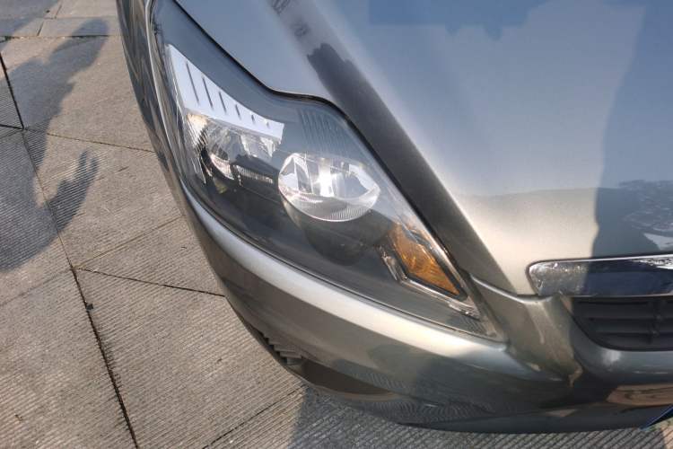 Used Ford Focus 2012 Hatchback Classic 1.8L Automatic Fashion Edition
