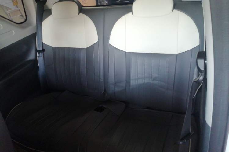 Used Geely Galaxy Panda 2023 Panda Mini 200km Endurance Bear Left Rear Seat