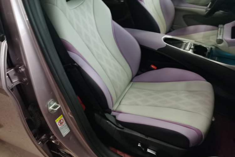 Used BYD Dolphin 2023 420 km Fashion Edition