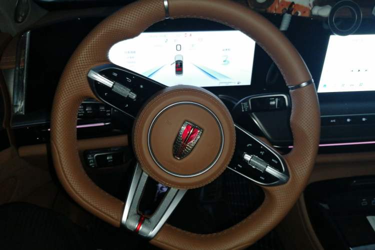 Used Hongqi H9 2024 2.0T Qixiang Private Style Edition Steering Wheel