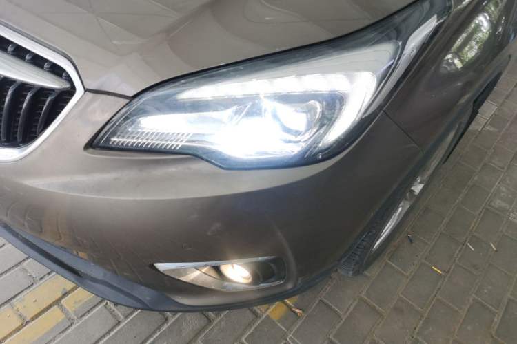 Used Buick Envision 2018 28T Four-Wheel Drive Luxury Model