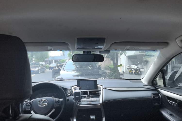 Used Lexus NX 2015 200 Front-Wheel Drive X-Trail SE Edition