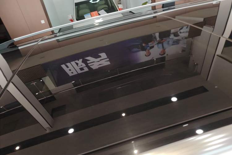 Used Mercedes-Benz V-Class 2022 V 260 L Long Wheelbase Prestige Edition Roof