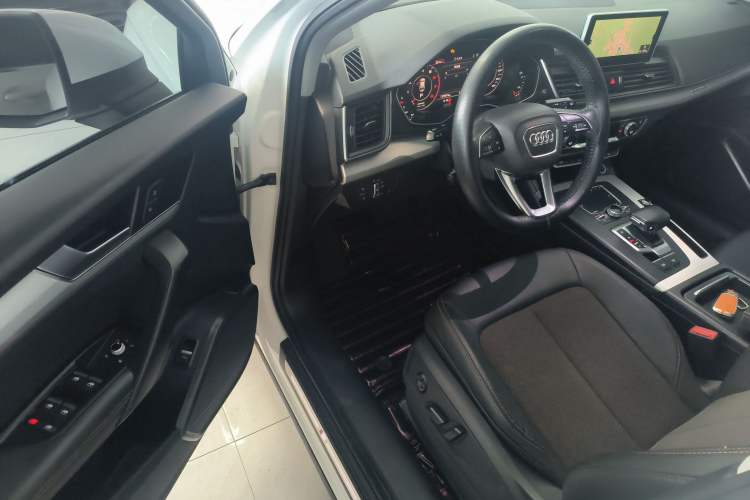 Used Audi Q5L 2018 40 TFSI Prestige Fashion Edition China V Driver Seat