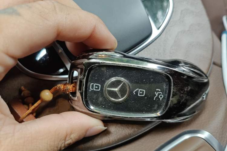 Used Mercedes-Benz E-Class New Energy 2022 Restyled E 350 e L Plug-in Hybrid Sedan
