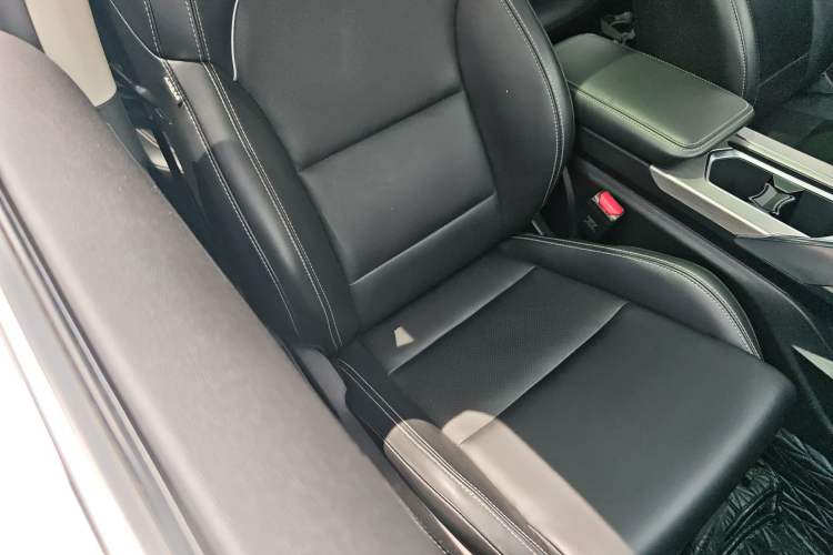 Used Geely Auto Coolray 2019 260T DCT Knight China V Standard