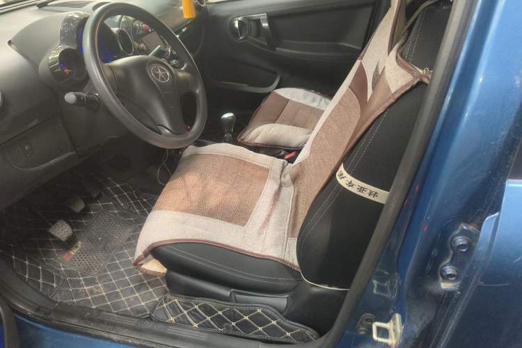 Used JAC Group Yueyue 2012 1.0L Luxury Model
