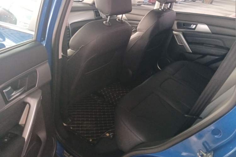 Used Haval H2 2017 Red-Label 1.5T Manual Two-Wheel Drive Luxury Model