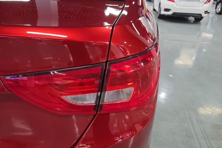 Used Buick GT 2015 15N Automatic Elite Version Right Rear Taillight