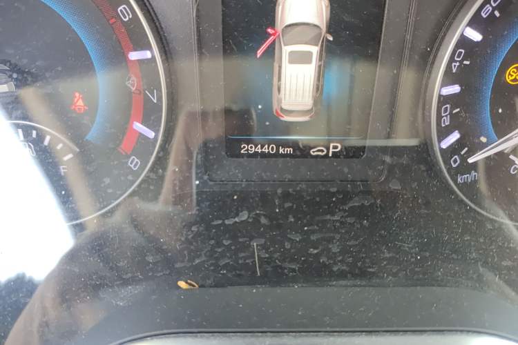 Used Haval H2 2018 Blue-Label 1.5T Dual-Clutch Two-Wheel-Drive Luxury Model