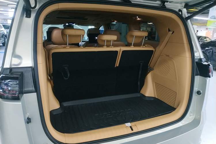 Used VOYAH Dream 2022 Low-Carbon Edition Dream+ Smart Enjoyment Package